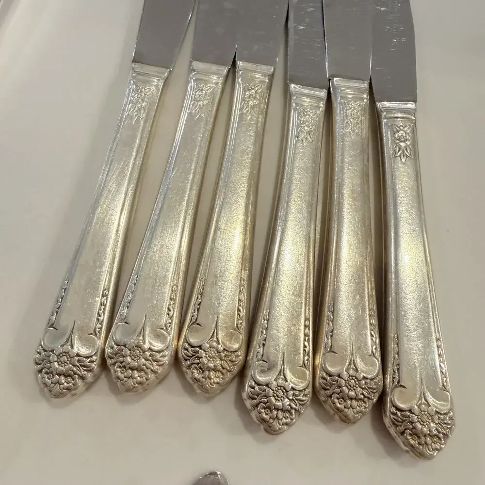 72pc International Silver Rogers Bros Silverplate 1950 Starlight Flatware Set 12